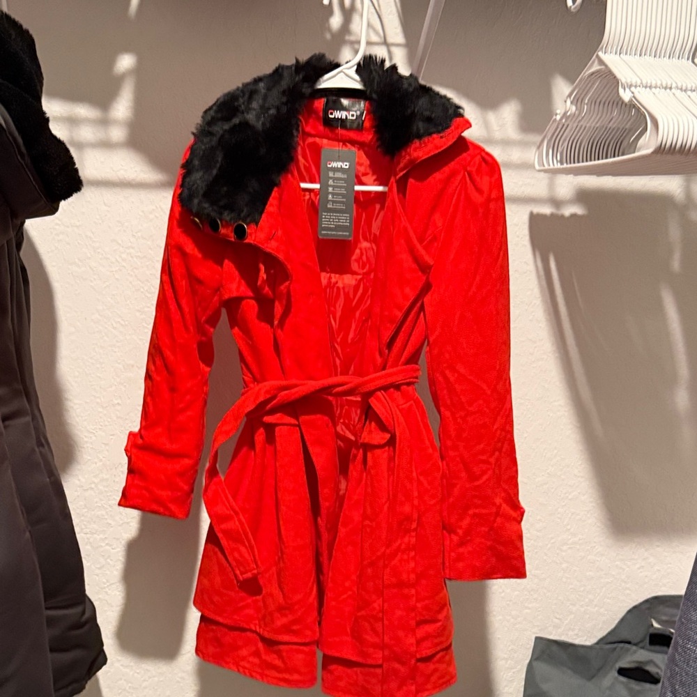 Owind Red Coat with Black Faux Fur Collar